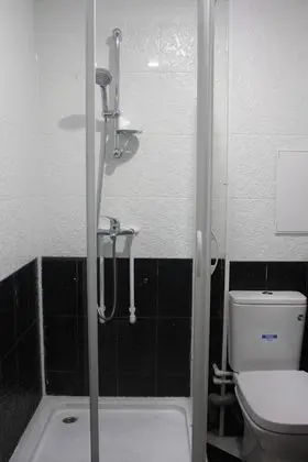 Ortak Ranzalı Oda, Karma Ranzalı Oda (Bed in 4-Bed Mixed Dormitory)