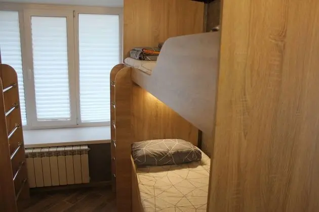Ortak Ranzalı Oda, Sadece kadınlar için (Bed in 14-Beds Female Dormitory)