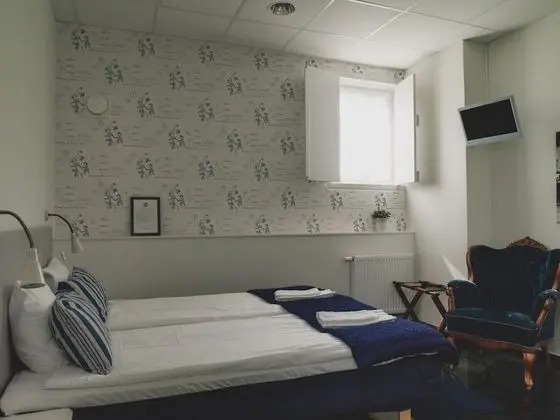 Tek Büyük Yataklı Oda, Ortak Banyo