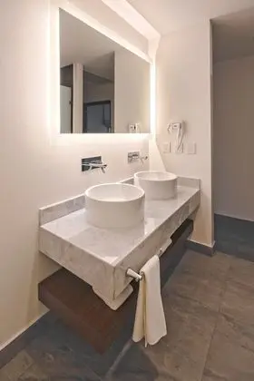 Deluxe Oda, 2 Çift Kişilik Yatak