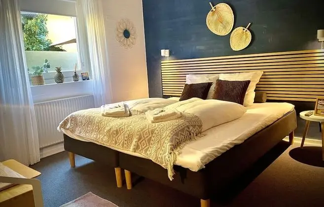 Business Tek Büyük Yataklı Oda