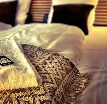 Business Tek Büyük Yataklı Oda