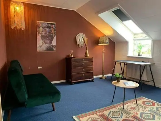 Family Dört Kişilik Oda, 1 Büyük (Queen) Boy Yatak ve Çekyat