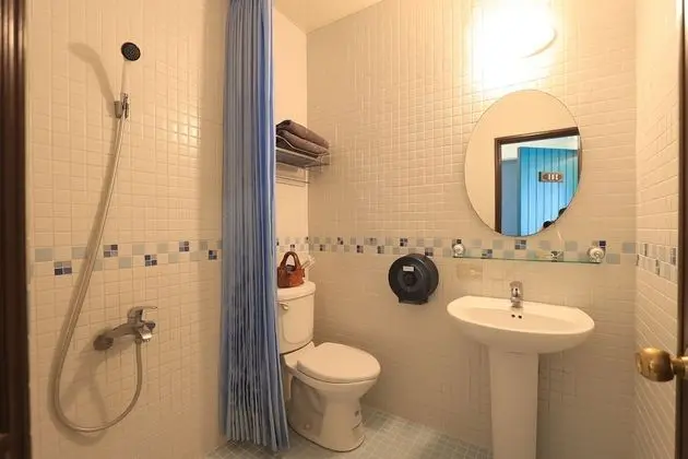 Standard Dört Kişilik Oda, Sigara İçilmez