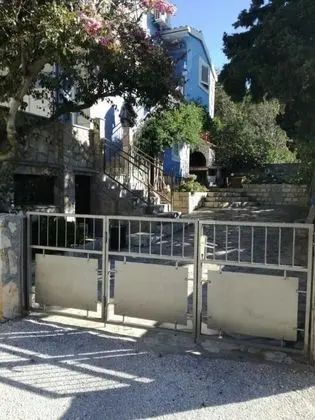 Apart Daire (Gana - 50 M from the sea - A1(5))