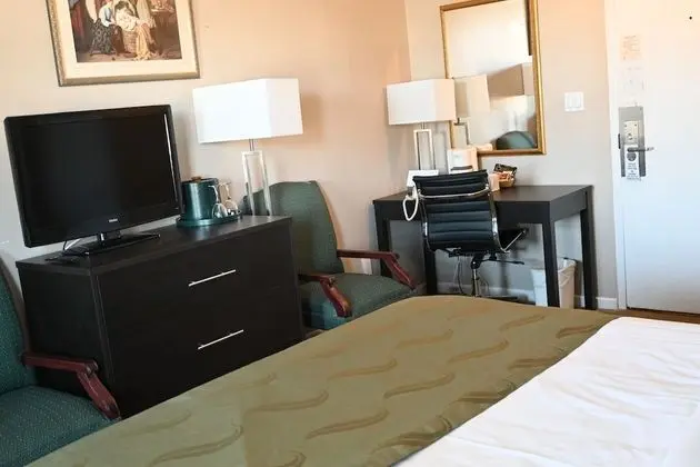 Room, 1 King Bed (Third Floor)