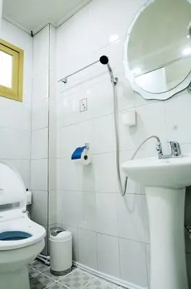 Ortak Ranzalı Oda, Sadece kadınlar için