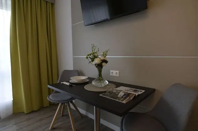 Tek Büyük Yataklı Oda, Balkon