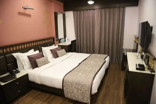 Luxury Tek Büyük Yataklı Oda, 1 Çift Kişilik Yatak, Sigara İçilmez, Şehir Manzaralı