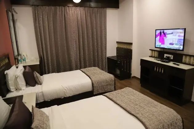 Luxury Tek Büyük Yataklı Oda, 1 Çift Kişilik Yatak, Sigara İçilmez, Şehir Manzaralı