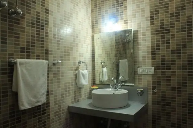 Deluxe Oda, Dağ Manzaralı (AC & Non AC)