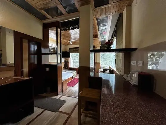 Luxury Süit, Vadi Manzaralı (AC & Non AC)