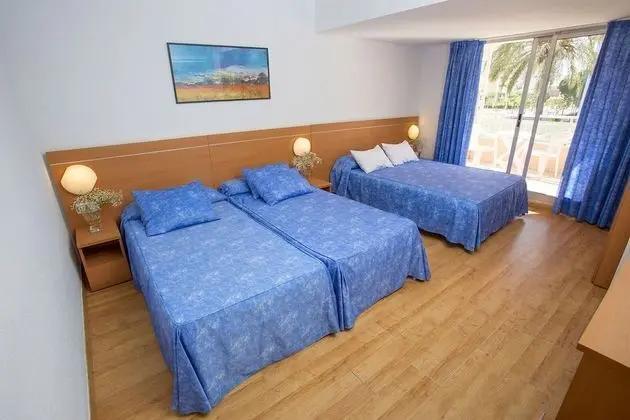 Dört Kişilik Oda (2 adults + 2 children)
