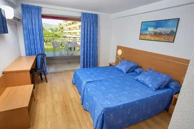 Tek Büyük Yataklı Oda (2 adults, 1 child)