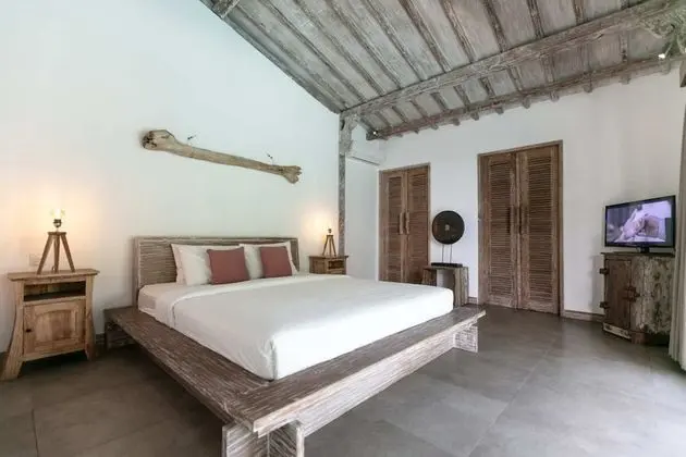 Basic Villa, Birden Çok Yatak