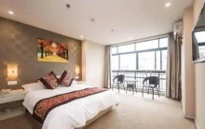 Business Tek Büyük Yataklı Oda