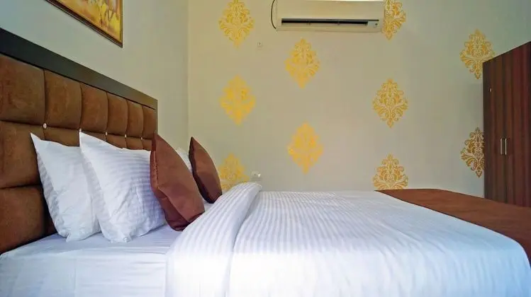 Premium Room With Private Sitting Area