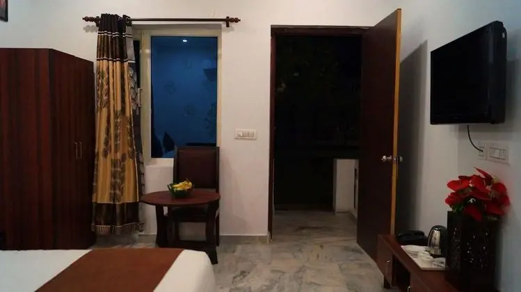 Premium Room With Private Sitting Area