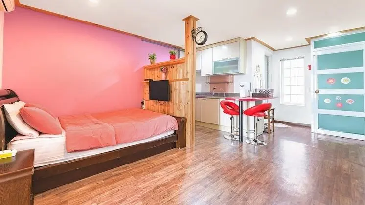 Basic Oda, 1 Yatak Odası (Pink Modern (Spa))
