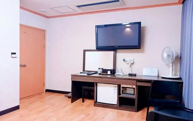 Oda (Standard Korean Style Ondel Room Room)