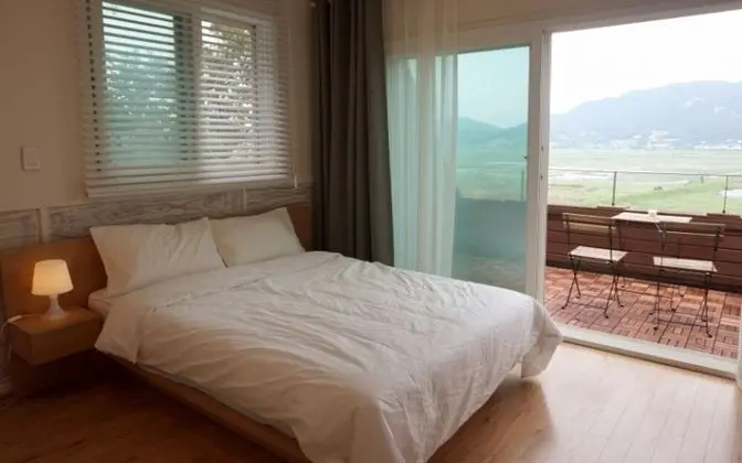 Oda (Room 201)