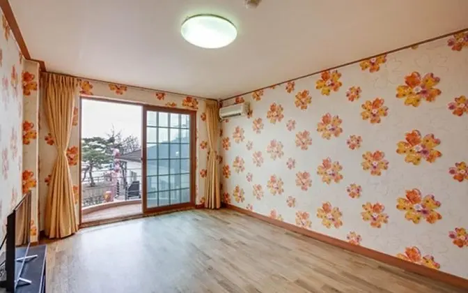 Oda (Room 307 (Ondol))