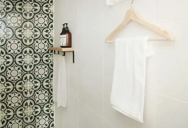 Deluxe İki Ayrı Yataklı Oda (Dormitory Type - Female Only)