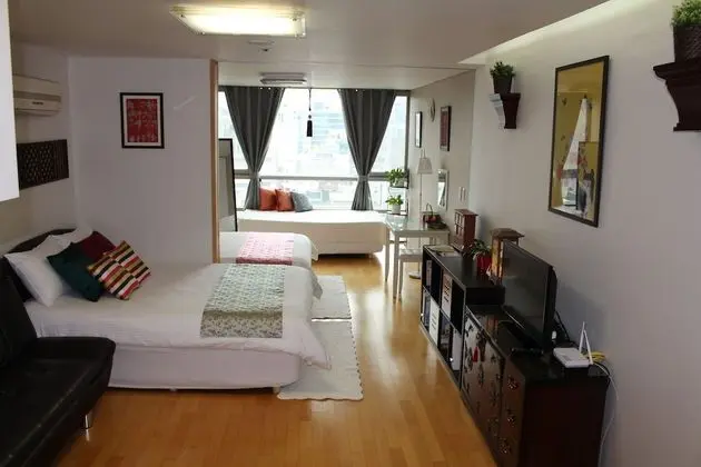 Room 1