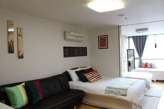 Room 1
