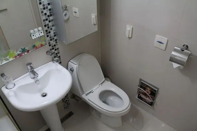 Room 1