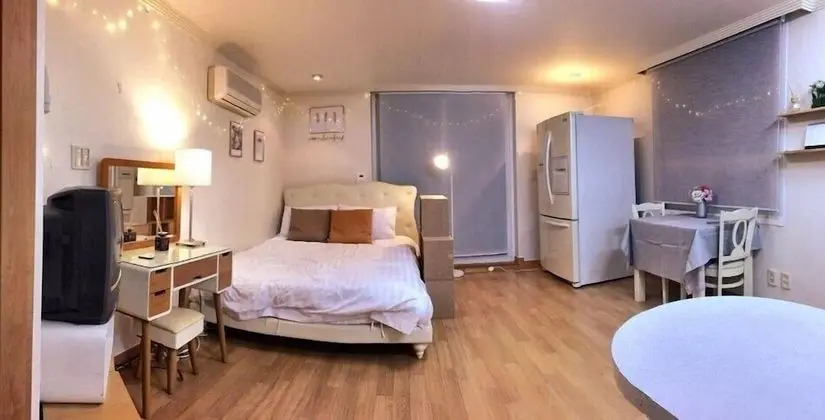 Room 1