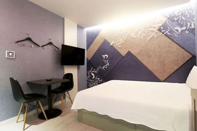 Oda (Standard (Netflix Wave available))