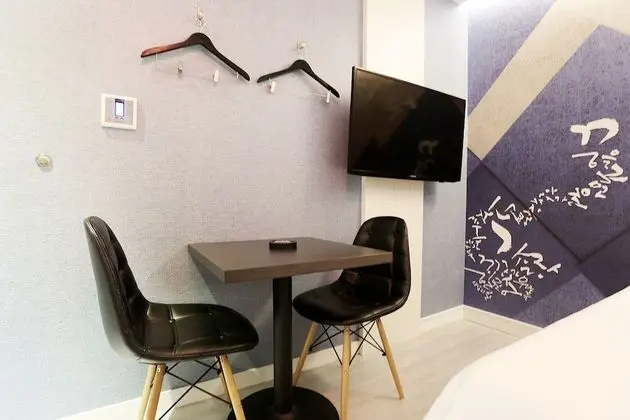 Oda (Standard (Netflix Wave available))