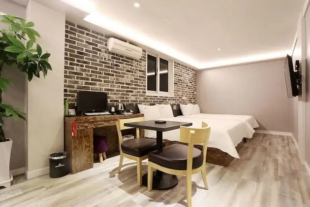 Oda (VIP (Netflix Wave available))