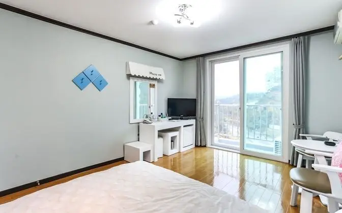 Oda (Room C (Side Ocean Sunrise))