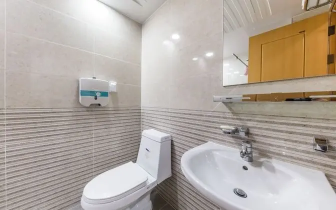 Oda (Ondol (Netflix viewing available))