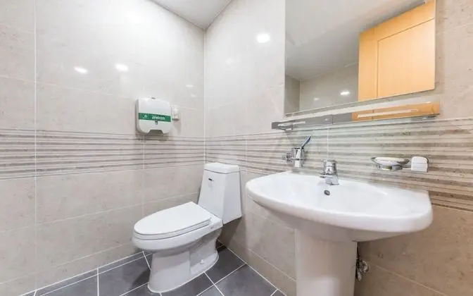 Oda (Standard Room A (PC Netflix))