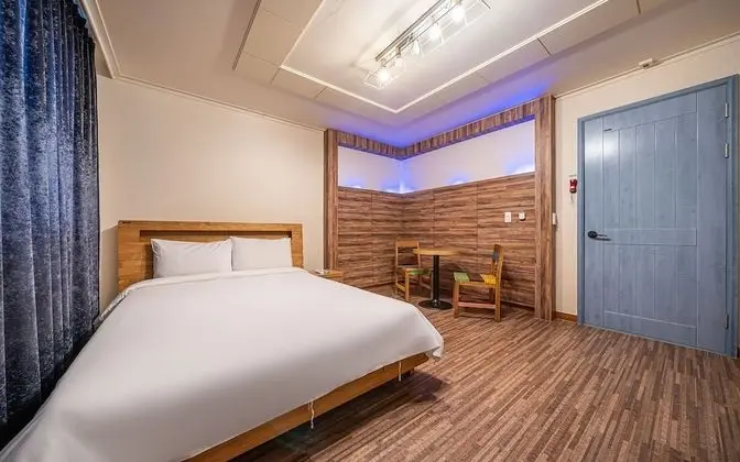 Oda (Standard A (NETFLIX viewing available)