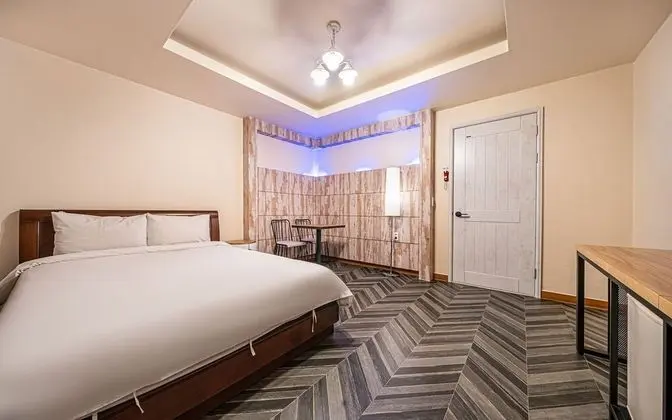 Oda (Standard A (NETFLIX viewing available)