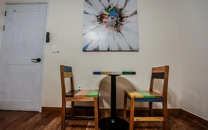 Oda (Standard A (NETFLIX viewing available)