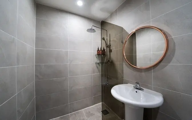 Oda (Standard A (NETFLIX viewing available)