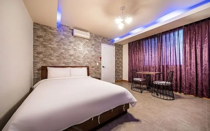 Oda (Standard A (NETFLIX viewing available)