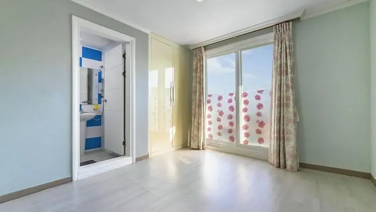 Basic Oda, 2 Yatak Odası (the moon reflected in the lake)