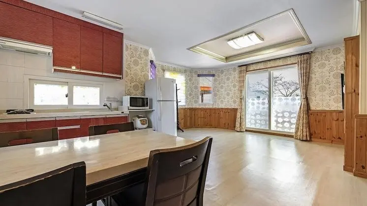 Basic Oda, 2 Yatak Odası (the moon reflected in the sea)