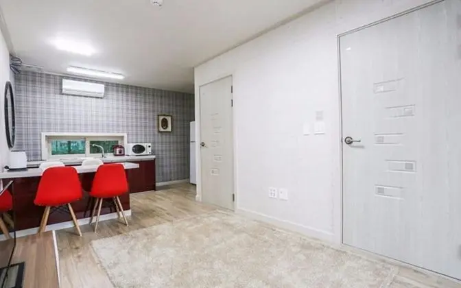 Oda (Creek Flower Room (Family Room 1F))