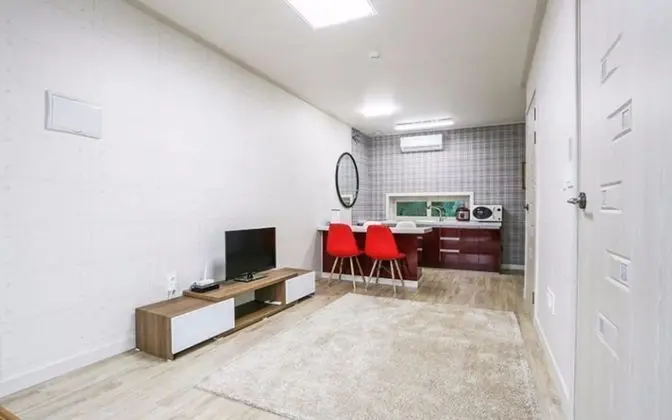 Oda (Creek Flower Room (Family Room 1F))