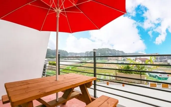 Oda (Mountain Flower Room (Duplex))