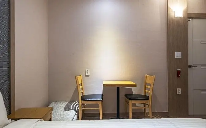 Oda (O NE Bed (one-half bed))