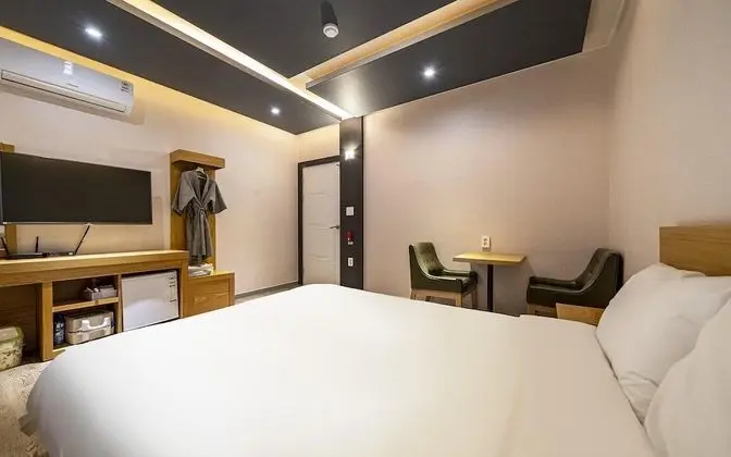 Oda (O NE Bed (one-half bed))