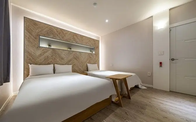 Oda (TWO Bed (2/2 beds))